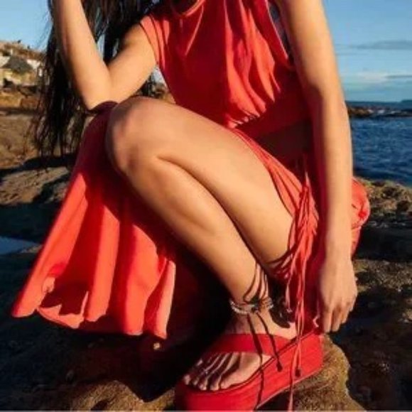 Free People Haven Thong Flatform Leather Sandals / Flip Flops in Flame - Picture 2 of 15